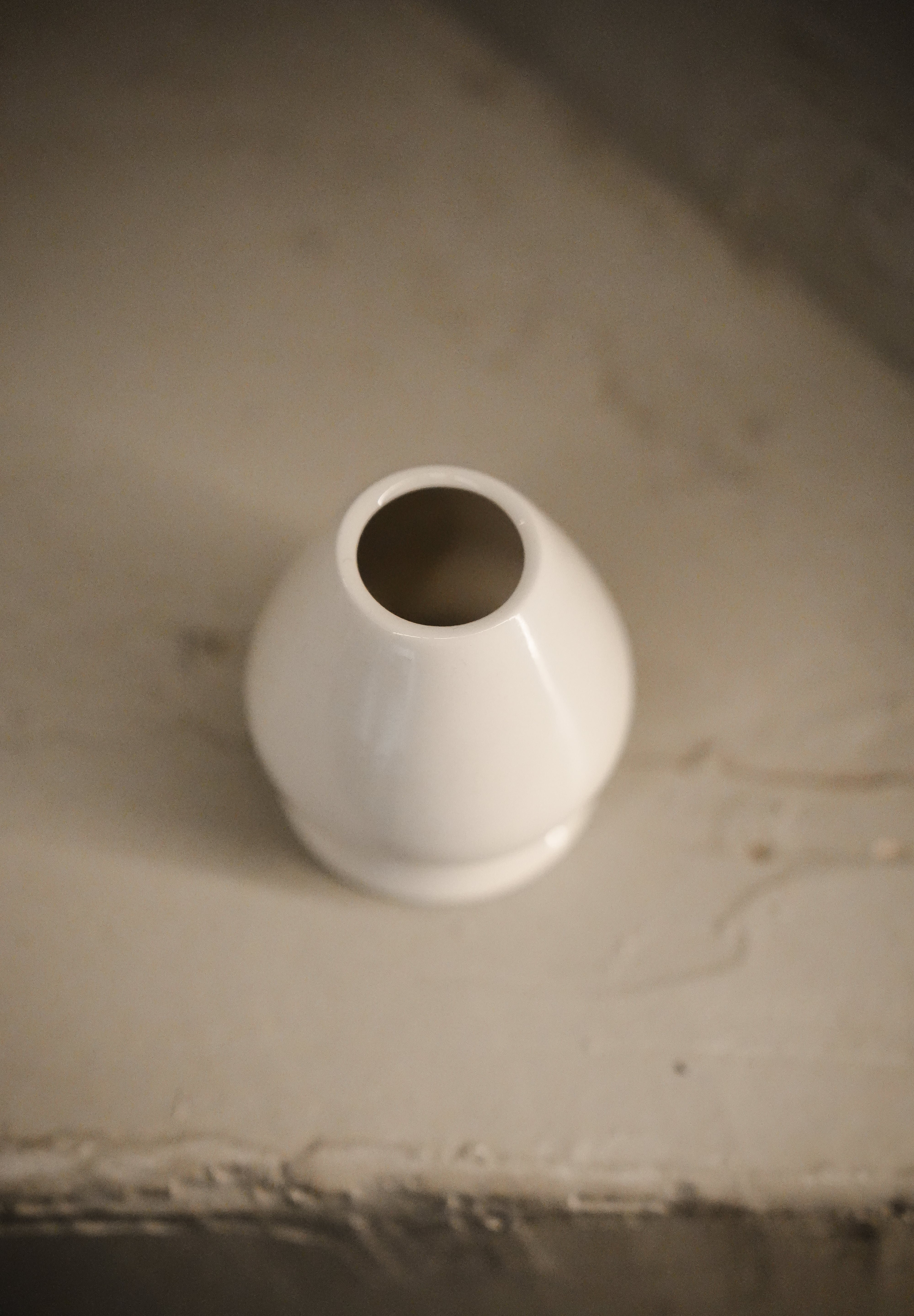 Chasen Holder White